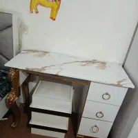 میز و صندلی