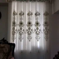 پرده و کتیبه چوبی