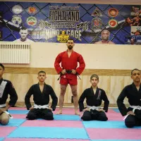 آکادمی دفاع شخصی و هنرهای رزمی ترکیبی|خدمات آموزشی|فولادشهر, B4|دیوار