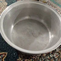 دو عددقابلمه و یک عدد ماهیتابه و دو سینی و صندلی|ظروف پختوپز|بندرعباس, |دیوار