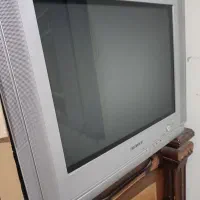 تلویزیون۲۱اینچ درخدنورنگ نقره ای