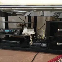 تلویزیون سامسونگ سری 5 ال‌سی‌دی  و میز TWشیشه ای