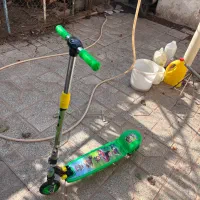 اسکوتر|دوچرخه، اسکیت، اسکوتر|رشت, پل تالشان|دیوار