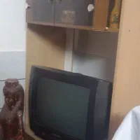 تلویزیون با ویترین