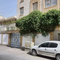 آپارتمان حیاط اختصاصی