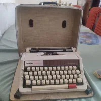 ماشین تایپ عتیقه برادر