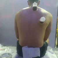 حجامت درمانی فیزیوتراپی وروغن و بادکش ورزشی|خدمات آرایشگری و زیبایی|اندیمشک, |دیوار