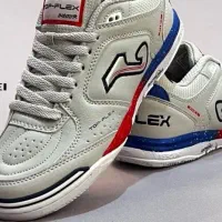 کفش فوتسال تاپ فلکس ریباند