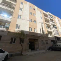 با ۸۳۰ تومن مالک واحد ۸۲متری مدارک تکمیل فول شوید|فروش آپارتمان|هشتگرد, شهرک فرهنگیان|دیوار