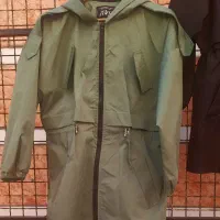 کاپشن و بارونی کاملا نو|لباس|دماوند, گیلاوند|دیوار