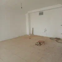 ۲۰۰ متر اختصاصی راه پله و اسانسور