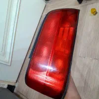 چراق عقب پارس کاملن سالم و تو تا حباب برایه لامپ