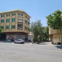 اجاره مغازه ۳۰ متری با بالکن در خیابان پنج رمضان