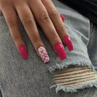 کاشت ناخن فقط ۱۸۸ ترمیم۱۳۸ لاک ژل پا رایگان