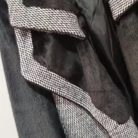 پالتو|لباس|اهر, |دیوار