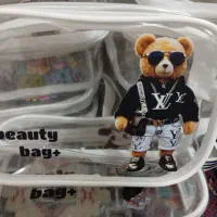 کیف ارایشی|کیف، کفش، کمربند|ری, سرتخت|دیوار