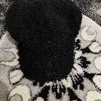 کلاه تدی|لباس|شیراز, میانرود|دیوار