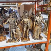 مجسمه های سرباز رومی سه تایی اک|مجسمه، تندیس، ماکت|قم, شهرک فاطمیه|دیوار