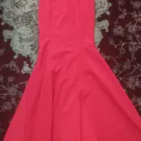 یک عدد شلوار و لباس مجلسی