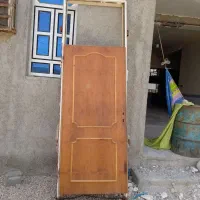یک عدد درب اتاق  چهار چوب باشیشه بالای  ۵ میلیون