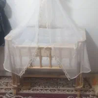 تخت کنار مادر . گهواره|تخت و صندلی بچه|شیراز, نصرآباد|دیوار