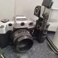 دوربین فیلمبرداری و عکاسی باکیف باتری و شارژر1تومن|دوربین عکاسی و فیلم‌برداری|شیراز, شریف‌آباد|دیوار