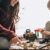 خدمات مربی کار با کودک طیف اتیسم جهت کار و گفتار