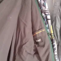 اورکت امریکایی اصل|لباس|نیشابور, عدالت|دیوار