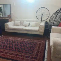 مبل هفت نفره کرم و سورمه ای|مبلمان خانگی و میز عسلی|قم, سالاریه|دیوار
