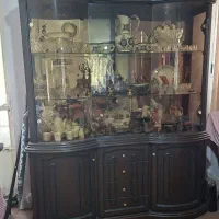 ویترین بزرگ ظرف