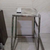 چهارپایه آهنی