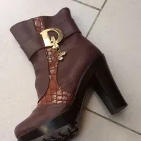 نیم بوت وکفش