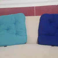 پشتی یا نشیمن در حد نو.