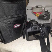 دوربین کانن2000D