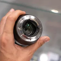 لنز سونی Sony 85mm f/1.8 FE اوپن باکس|دوربین عکاسی و فیلم‌برداری|تهران, فردوسی|دیوار