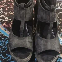 صندل|کیف، کفش، کمربند|شوشتر, |دیوار