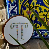 دیوارکوب .موگیر گلدوزی