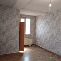 نصاب حرفه ای کاغذ دیواری(نسیم شهر و اطراف)