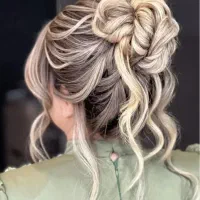 شنیون و میکاپ و عروس و رنگ و مش ولایت و کوتاهی