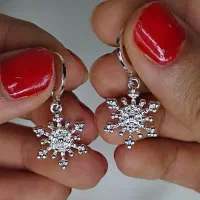 بدلیجات، گوشواره یلدایی|بدلیجات|رشت, باهنر|دیوار