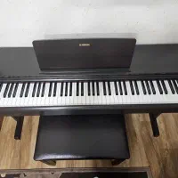 پیانو دیجیتال یاماها Yamaha YDP-143|پیانو، کیبورد، آکاردئون|قم, شهید صیاد شیرازی|دیوار