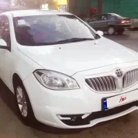 برلیانس 330اتومات بی رنگ و کم کار در حد صفر