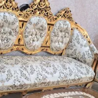 فروش فوری مبل ۹ نفره سلطنتی کاملا سالم و تمیز