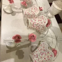 آباژور و ۲عدد دیوار کوب فلزی گل دار صورتی سفید|چراغ خواب و آباژور|تهران, تهرانپارس غربی|دیوار