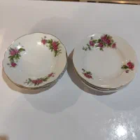 بشقاب و پیش دستی و فسنجان خوری گلسرخی قدیمی|ظروف سرو و پذیرایی|تهران, نیروی هوایی (پیروزی)|دیوار