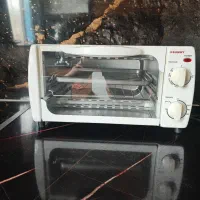 توستر در حد نو