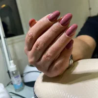 کاشت ناخن فردیس
