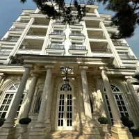 ۳۶۰متر نیاوران مرجان ۴پارکینگ،زیرقیمت،پول‌لــازم