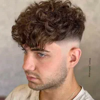 نیازمند مدل برای اصلاح رایگان