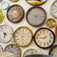 ساعت دیواری کلاسیک|ساعت دیواری و تزئینی|مشهد, کوشش|دیوار